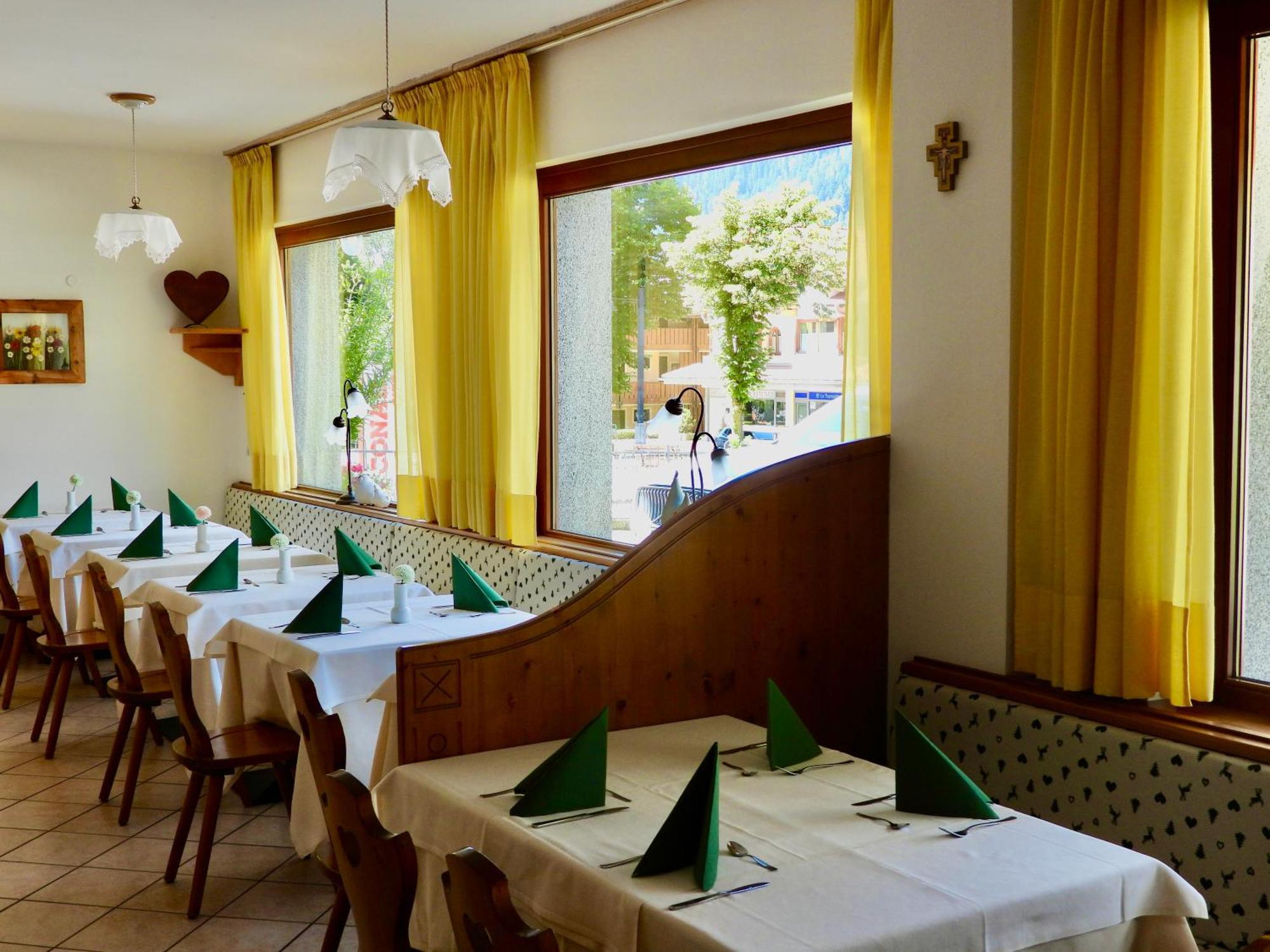 Hotel Garni Maffei Pinzolo Exterior photo