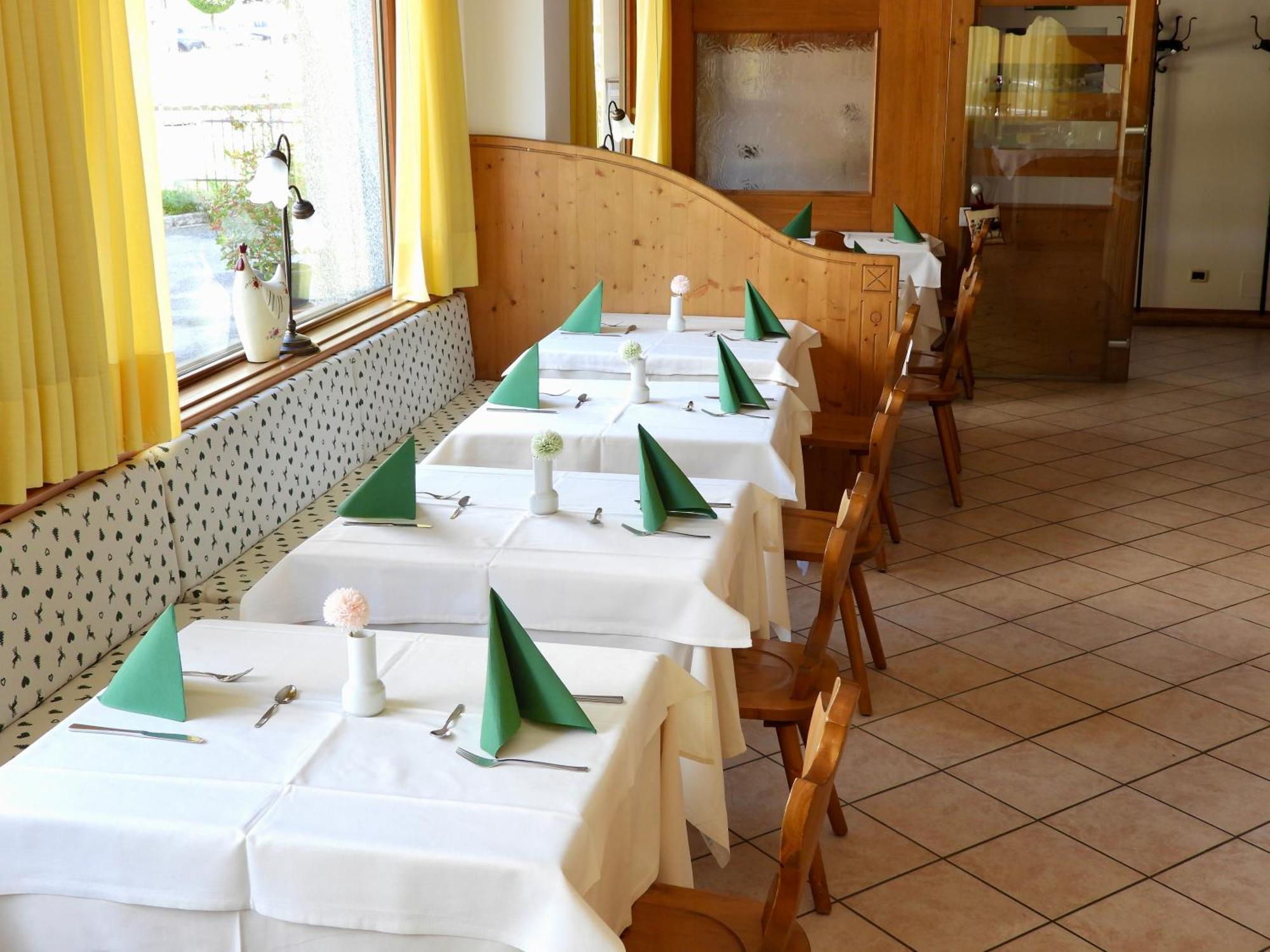 Hotel Garni Maffei Pinzolo Exterior photo